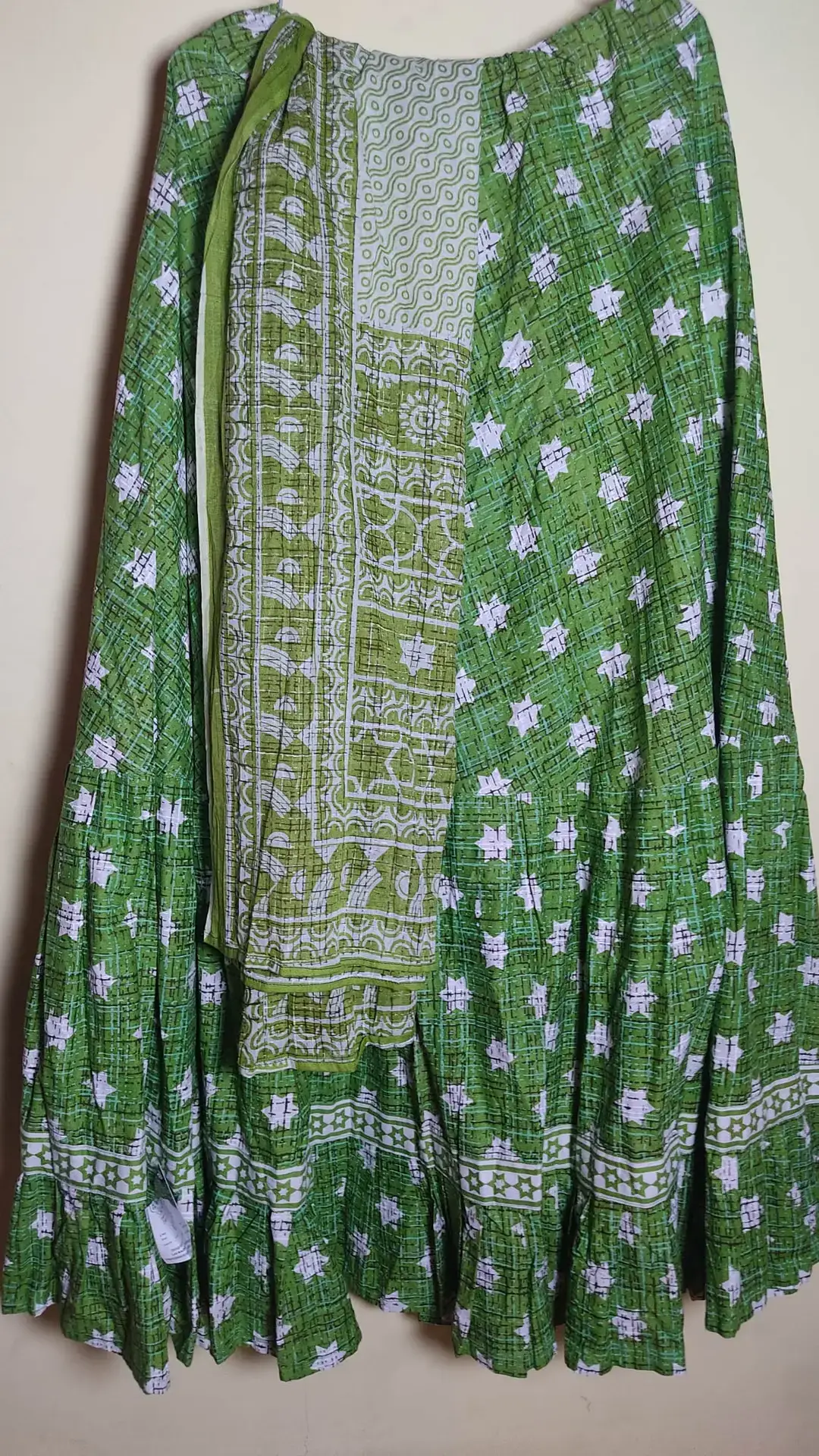 Gopī svārki ar lakatu, L=106 cm