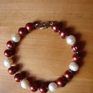 Natural freshwater peral bracelet (9-10 mm)