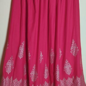 Skirt, L= 102 cm, W=102 cm