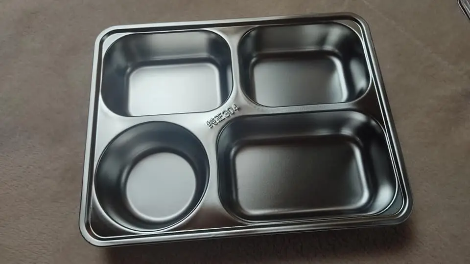 Stainless Steel Dinner Dish 22x28x4 cm