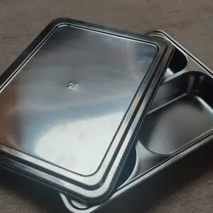 Stainless Steel Dinner Dish with lid 22x28x4 cm