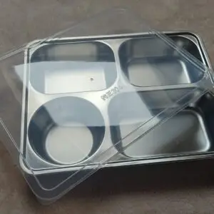 Stainless Steel Dinner Dish with plastic lid 22x28x4 cm